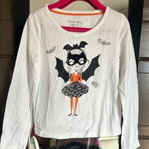 Spooky Night White Halloween Kids Top; size 5-6 years